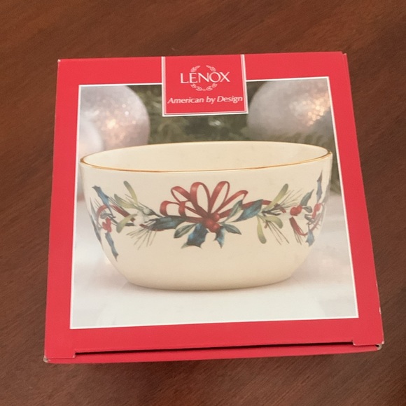Brand new with tags Lenox winter greetings bowl - Picture 2 of 10